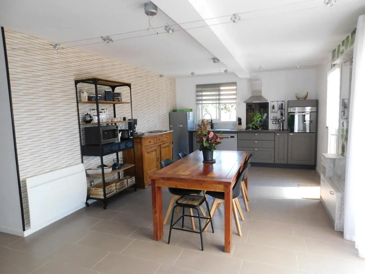 Le Petit Berthier Apartment Gilhoc-sur-Ormeze