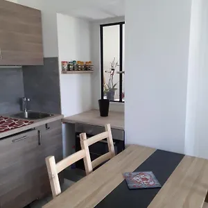 Appartement En Plein Centre - 2 à 4 Personnes, Tence
